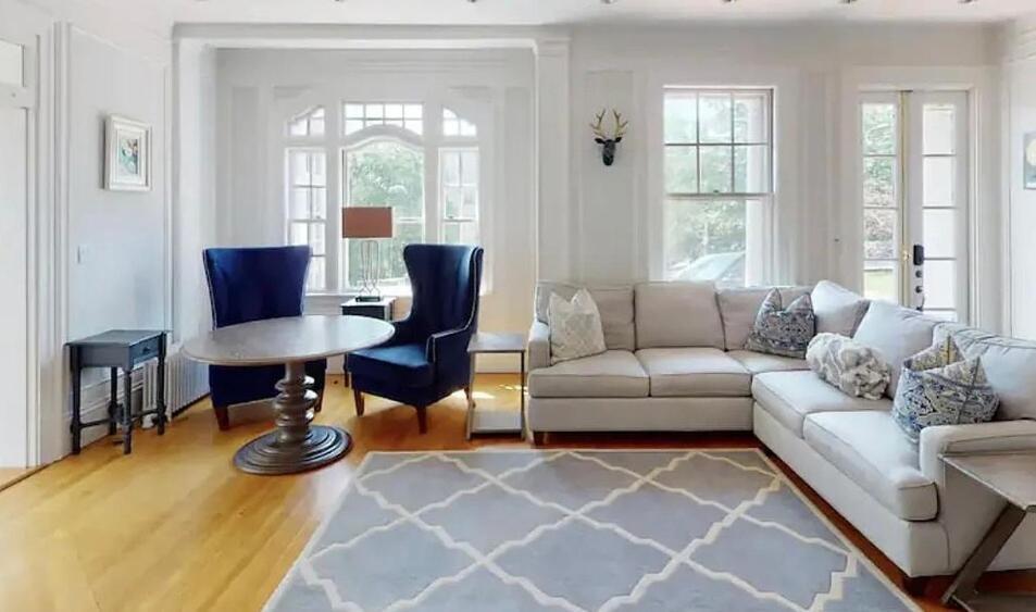 Gorgeous 5 Bedroom Boston Home Chestnut Hill Екстериор снимка